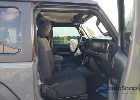 2021 Jeep Wrangler Sport S 4X4 z USA, uszkodzony, nr VIN 1C4GJXAN8MW656688